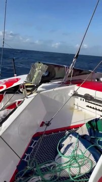 Edenred 5 a eu une avarie de barre de liaison et perdu deux heures sur la Transat Café L'Or - Voile - Transat Café L'Or