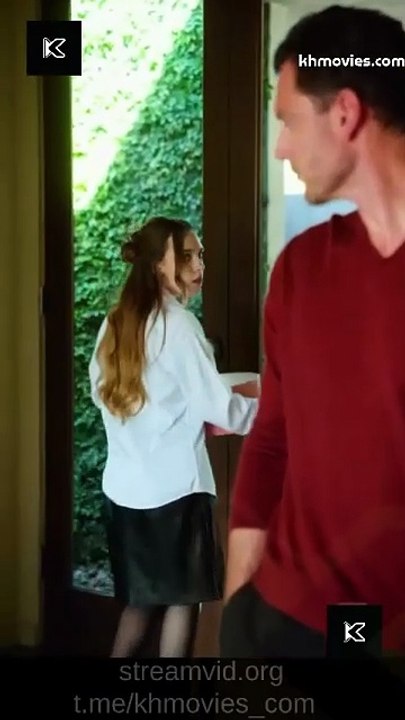 Dominada por el Jefe de mi Padre RlShort ES