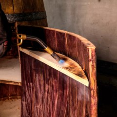 Admire this wine barrel being turned into an awesome mini bar and invite your friends over for drinks 🍸