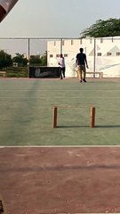Air-swing bowling ایئر سوئنگ بالنگ #cricket #cricketposition #cricketlover  #cricketplayer #stunt (4)