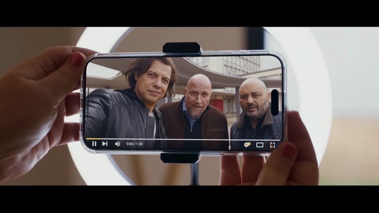 T'as Pas Changé Trailer OV
