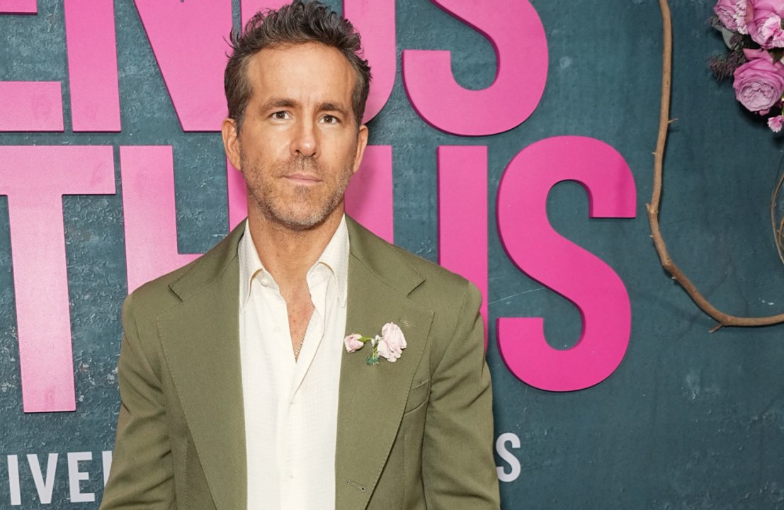 Ryan Reynolds und Newcomerin Mae Schenk für Netflix-Film 'Eloise' gecastet