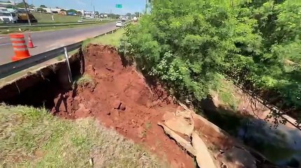 Obra emergencial em Umuarama segue sem início após mais de 15 dias de erosão na PR-323