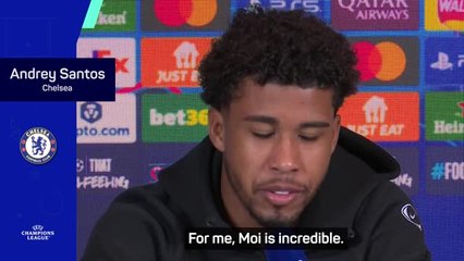 Santos lauds 'incredible' Caicedo