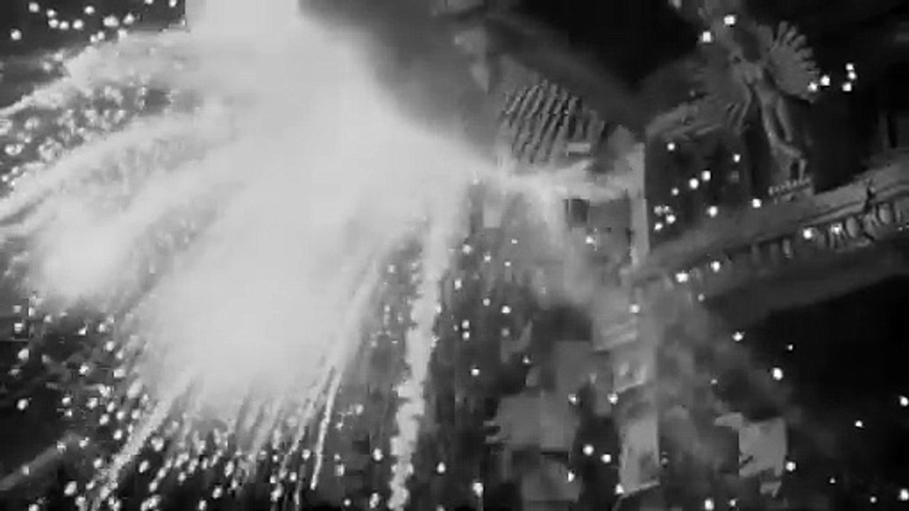 Les Soucoupes Volantes Attaquent Bande-annonce (EN)