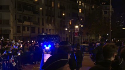 Arrivée du Car du PSG au Parc des Princes avant le Match 🔥
