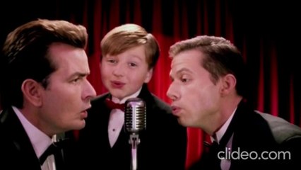 Dos hombres y medio (T2:C11) español latino