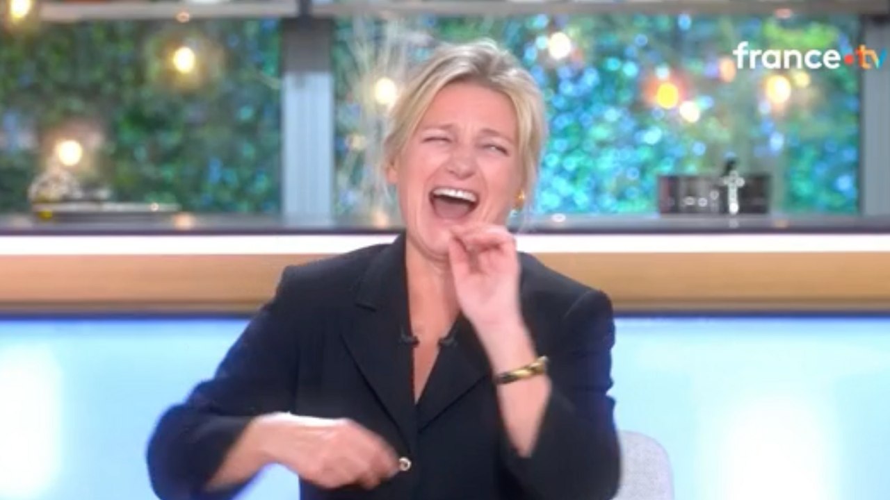 “J’suis pas foutue de donner le bon titre !” : Anne-Elisabeth Lemoine en plein cafouillage face à Vanessa Paradis