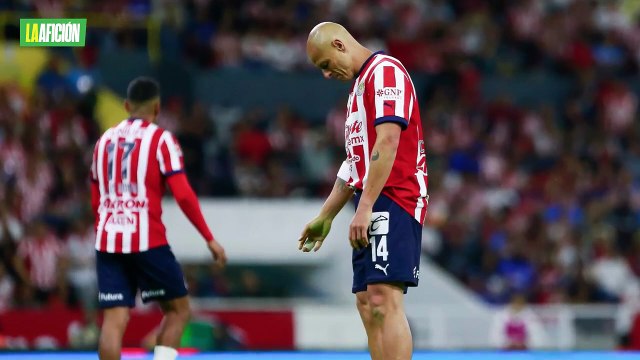Chivas vuelve a multar a Chicharito Hernández por nueva indisciplina