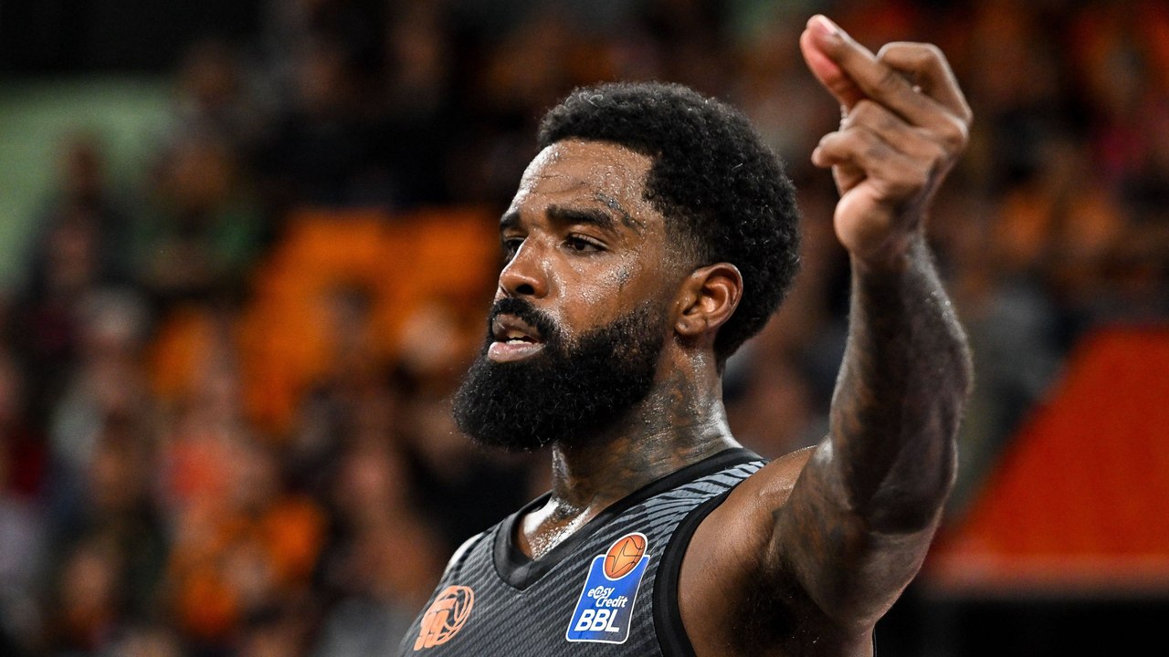 25 Punkte von Davis Jr. nicht genug! Chemnitz verliert Krimi gegen Bourg