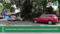 Desorden urbano y abandono en una esquina de la avenida Buenaventura Freites