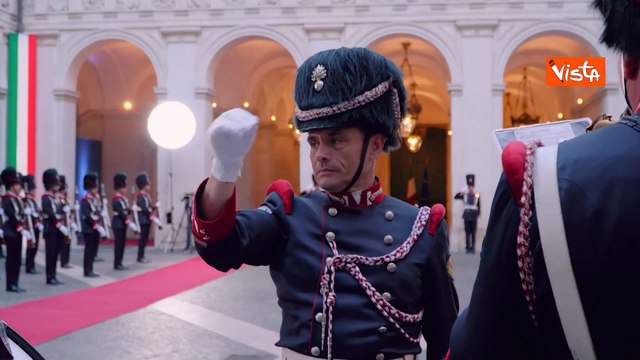 Meloni riceve il Presidente della Repubblica del Gabon. Gli onori militari a Palazzo Chigi