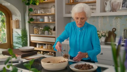 Mary at 90 A Lifetime of Cooking Season 1 Episode 2