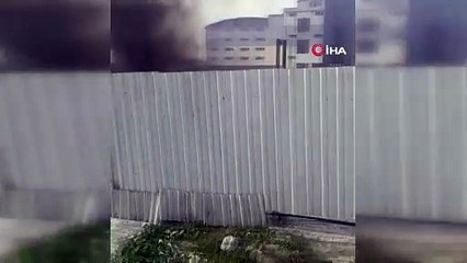 Arnavutköy’de iş makinesi alev alev yandı