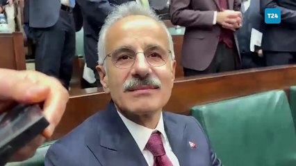 AKP grup toplantısı öncesinde Ulaştırma Bakanı'na Gebze'de çöken bina soruldu!