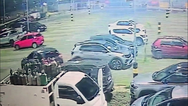 Homicídio intrigante em estacionamento de supermercado no Recife: Um relato detalhado e análise dos incidentes