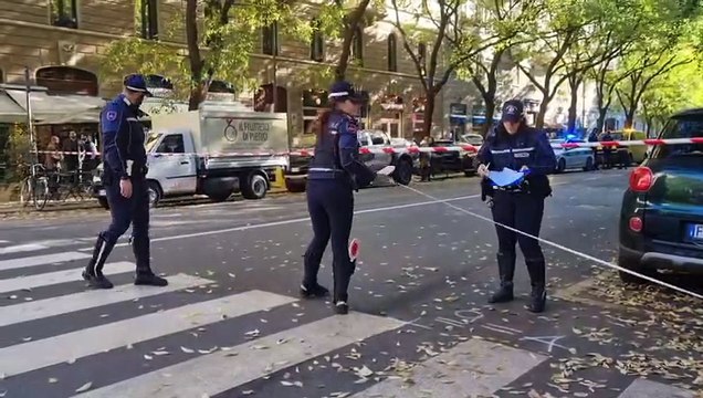 Milano, col furgone investe un pedone di 87 anni e lo lascia in fin di vita: caccia al pirata della strada