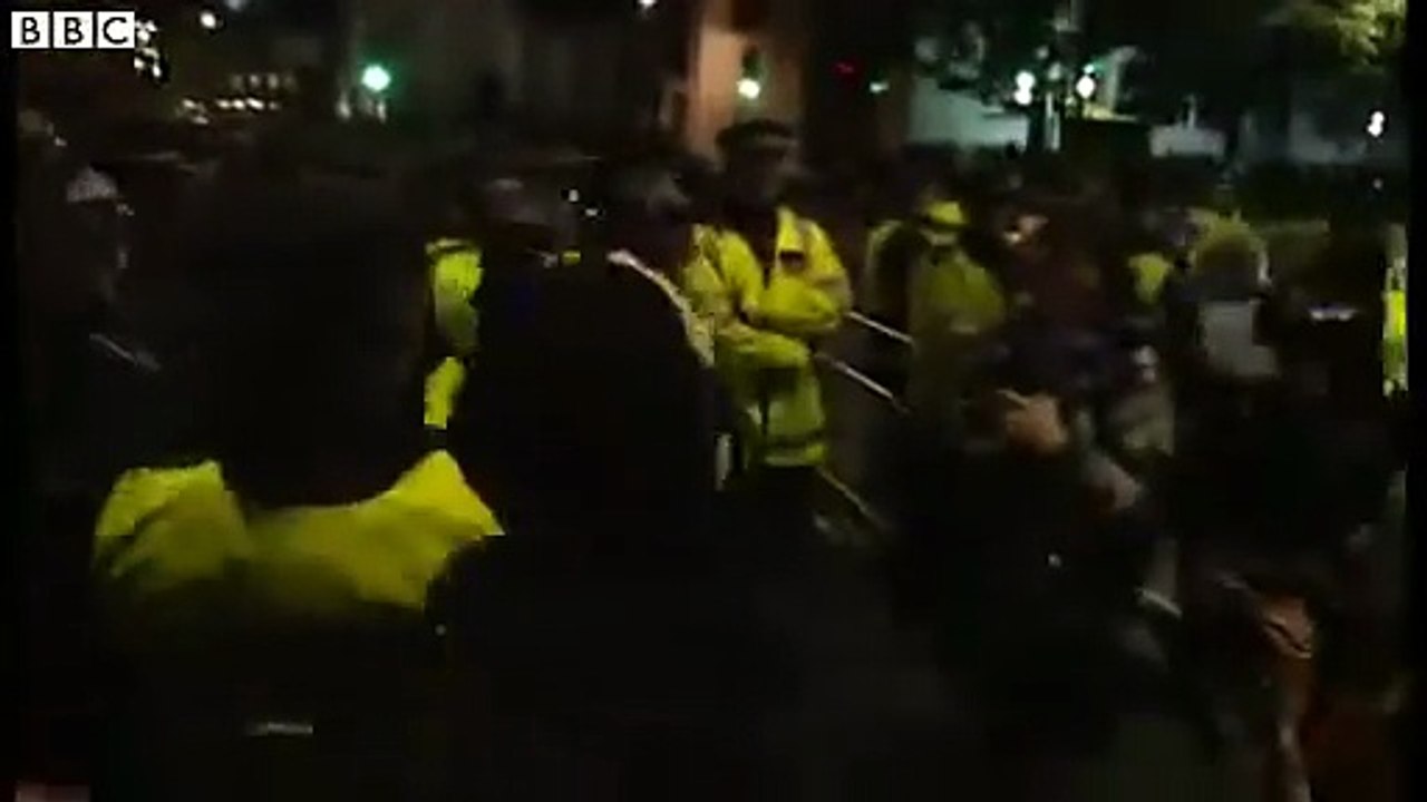 Protesta por la muerte de Guy Fawkes en el centro de Londres la noche de la hoguera (5 de noviembre), Gran Bretaña