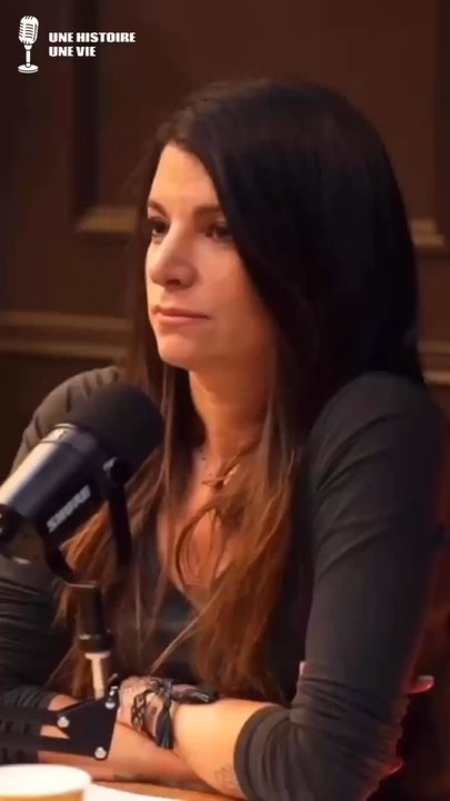 À 4 ans, Lydia entre dans la secte de Raël. À 13 ans, l’horreur commence. Préparée depuis l’enfance à “servir” le gourou, elle subit manipulation et emprise. Retrouver ce podcast sur toutes les plateformes d’écoute dans Une histoire, une vie.