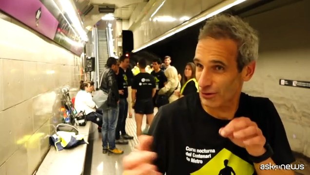 Barcellona, nei tunnel della metro la corsa per i 100 anni della rete