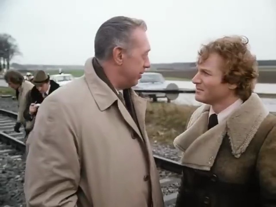 Derrick - Folge 5 - Tod am Bahngleis