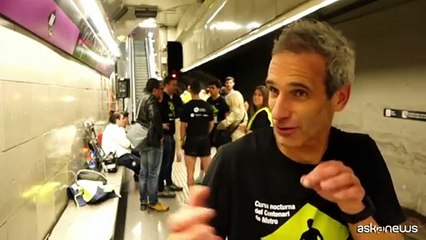 Barcellona, nei tunnel della metro la corsa per i 100 anni della rete
