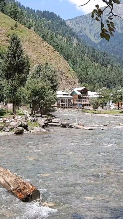 Everyone will be fascinated and breathless by the natural beauty of Taobat Bala.