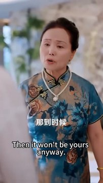 After a 10-year relationship, she cooked and cared for him, only to be humiliated by having to serve her beloved during her postpartum period. She threw out divorce papers on the spot, took all his assets, and returned home in style. At a lavish banquet,