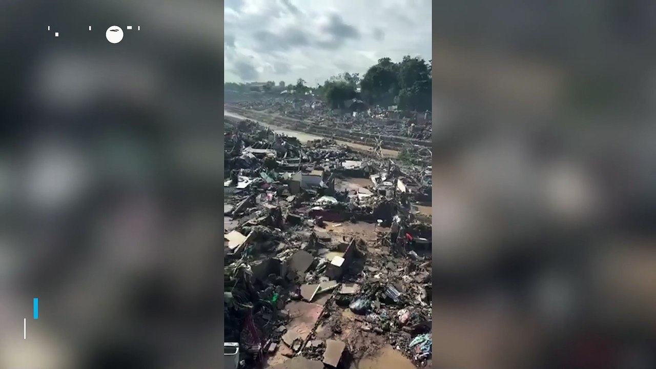 Typhoon Kalmaegi devastates the city of Cebu (Philippines)