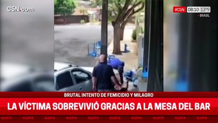 Brutal intento de femicidio | atropelló a su ex y escapó a pie