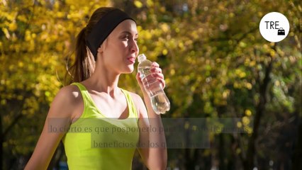 Caminar antes de cenar disminuye la sensación de apetito y hace que comamos menos, según un entrenador personal