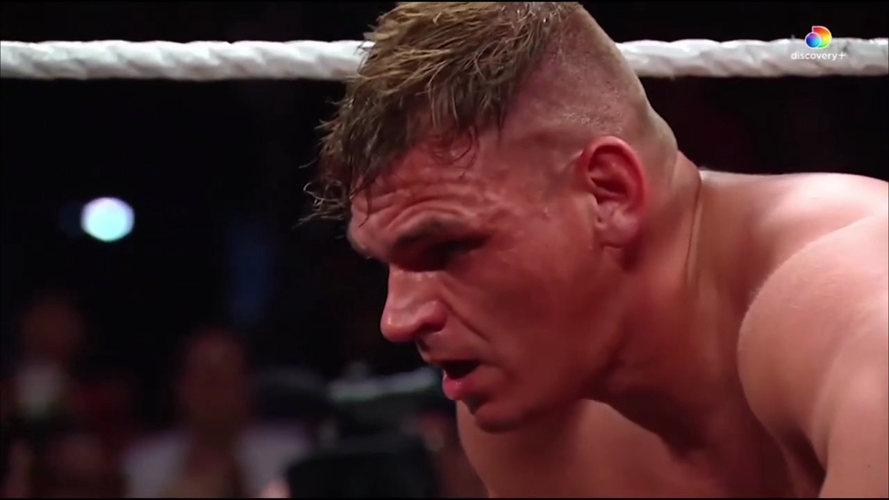 (ITA) Jey Uso contro Gunther [WWE World Heavyweight Championship Match] (WWE RAW 09/06/2025)