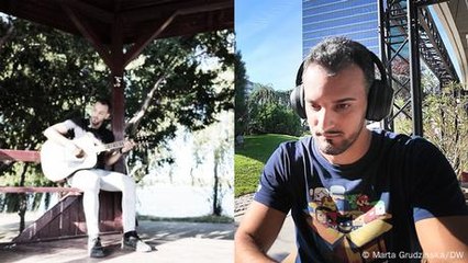 Romania: Romani IT specialist mentors young Roma