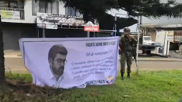 Disidencias dejan cilindros explosivos y pancartas en cuatro municipios del Cauca en conmemoración de Alfonso Cano