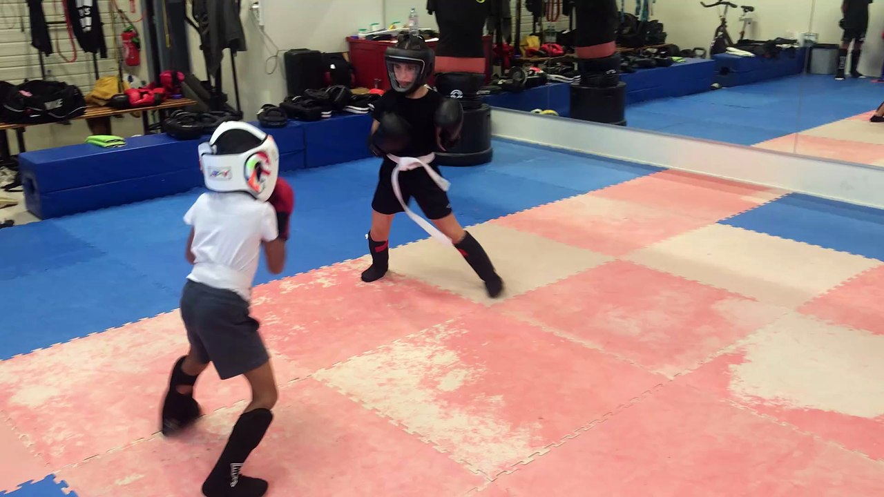 kick boxing st sulpice enfants