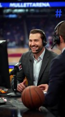 Ex-Suns C Frank Kaminsky joins Valley Suns as analyst.