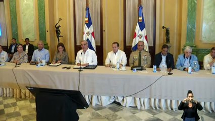 Presidente Abinader dispone aportes estatales por RD$12 mil millones para asistir a afectados por tormenta Melissa