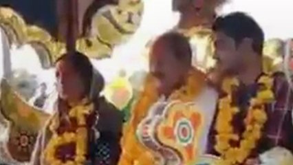 बैंड बाजा बारात के साथ टीचर का रिटायरमेंट