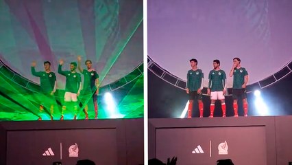 Henry Martín, Marcel Ruiz y Ramón Juárez modelan la nueva playera de la Selección Mexicana