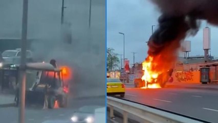 İstanbul’da sokak ortasında iş makinesi alev aldı!