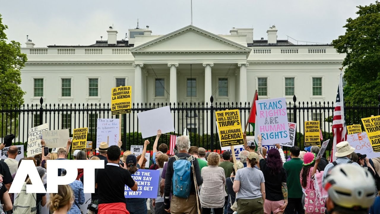 Hundreds of Anti-Trump Protesters Rally Outside White House Chanting “Trump Must Go” | APT