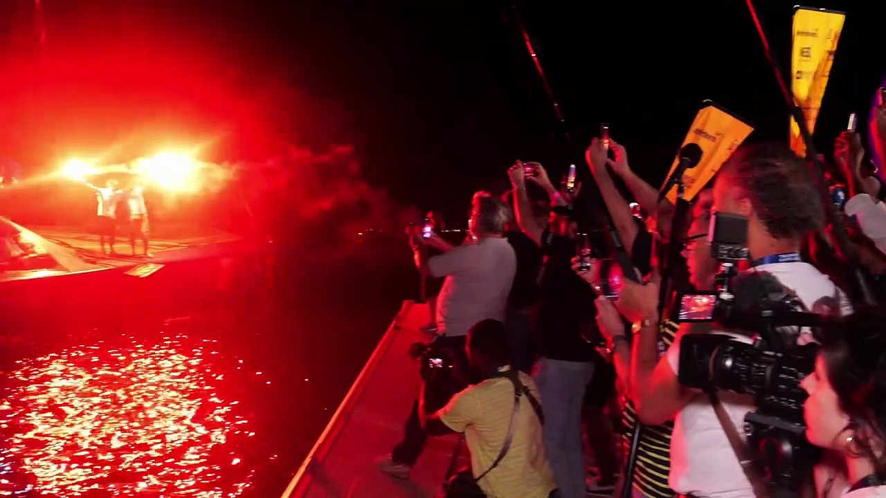 [TRANSAT CAFÉ L'OR]  L’arrivée au ponton du duo Cammas-Laperche, premiers de la course