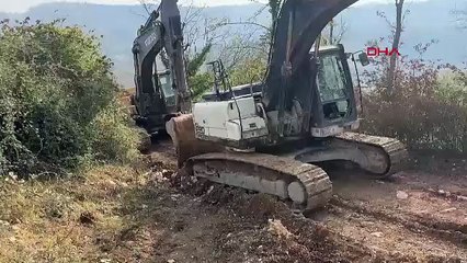 Fatsa’da zaman daralıyor! Göçük altındaki şoför için çalışmalar tehlike nedeniyle durduruldu!