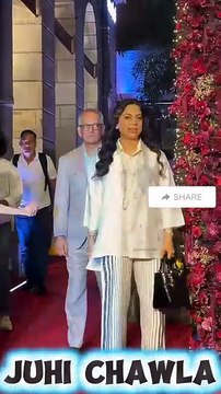 Bollywood Actress Juhi Chawla With Husband at Event ♥️🥰🌹