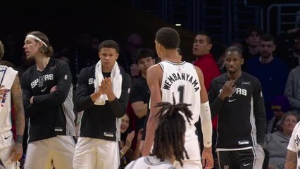 Wembanyama fouls out against the Lakers