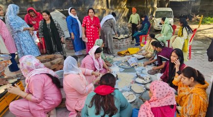 गुरुद्वारे में धूमधाम से मनाई गुरु नानक जयंती, लोगों ने की सेवा