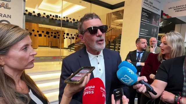 Karla Sofía Gascón lanza un mensaje de ánimo a Antonia San Juan y opina sobre Antonio Banderas