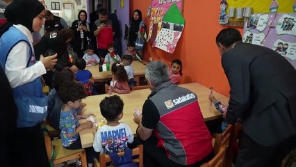 Sadakataşı ve Avusturya İHA kurumları Lübnan’a yardım ulaştırdı