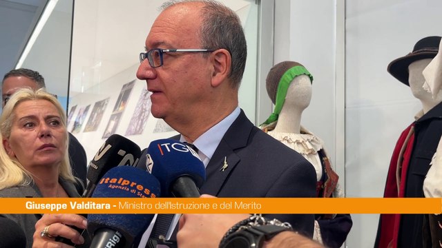 Contratto scuola, Valditara La Cgil è da sola, altri sindacati hanno firmato