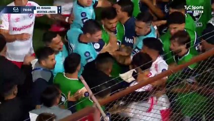 BERTI SE CRUZÓ CON LÓPEZ MUÑOZ Y EL DT SE FUE EXPULSADO